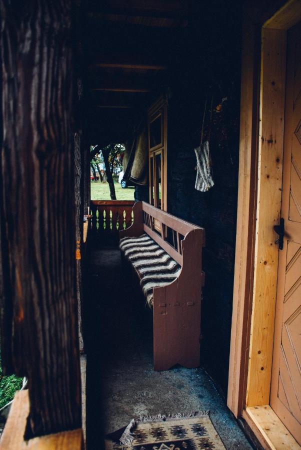 Ferienwohnung Casuta Din Gradina Breb Exterior foto