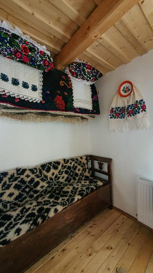 Ferienwohnung Casuta Din Gradina Breb Exterior foto